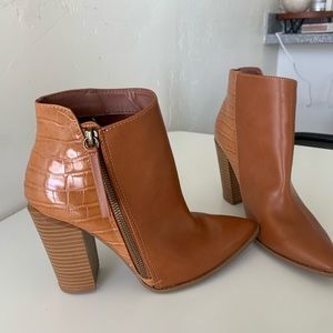 Womens heeled boots